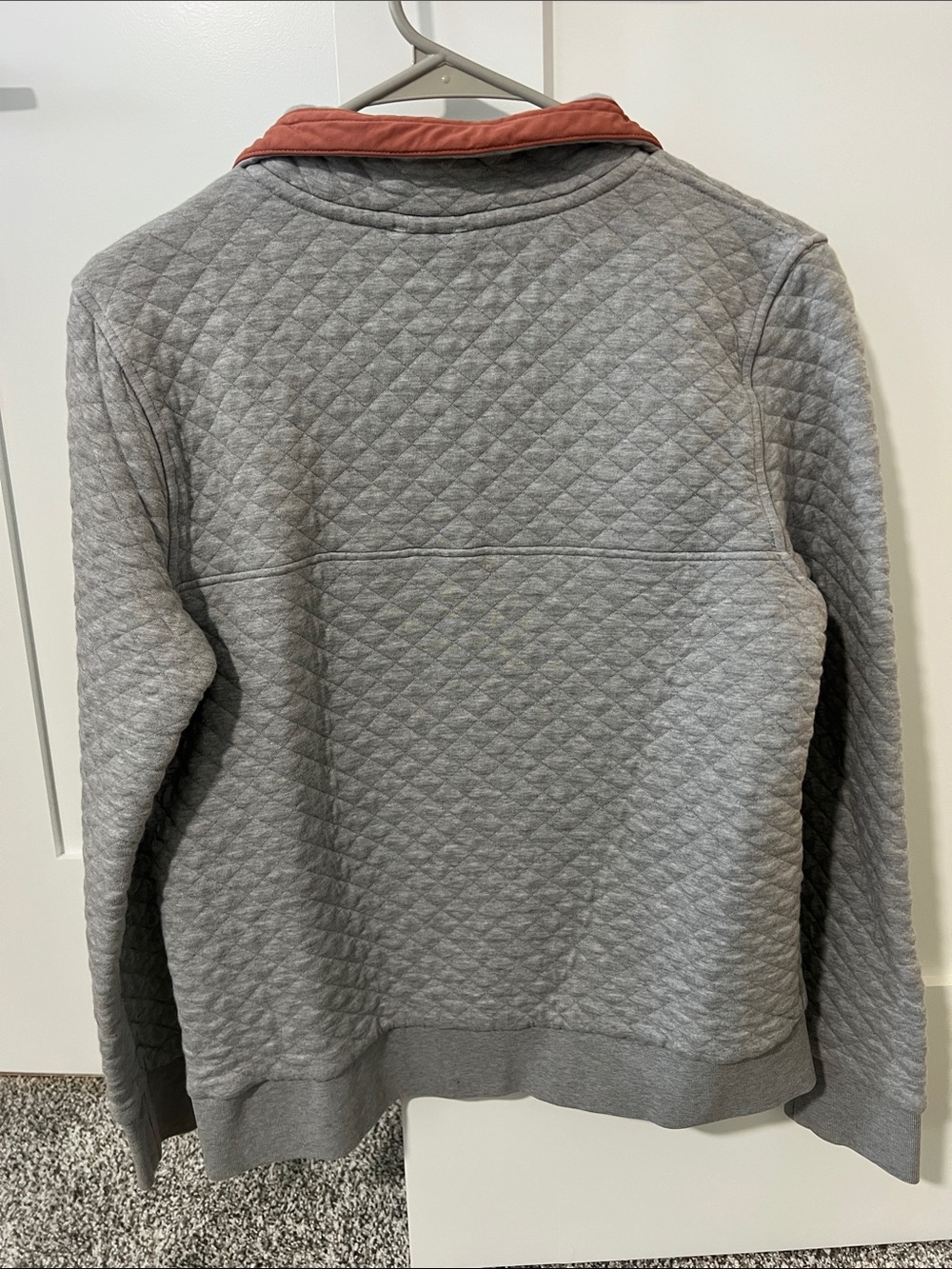 Patagonia Quilted Pullover - Light Gray with Rust Accents - Picture 3 of 3